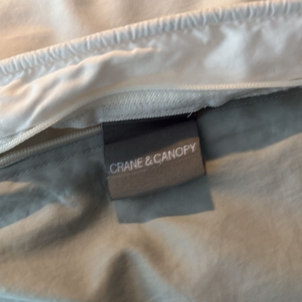 Luxurious White and Light Aqua Blue Duvet Cover with Duvet included - Picture 5 of 5